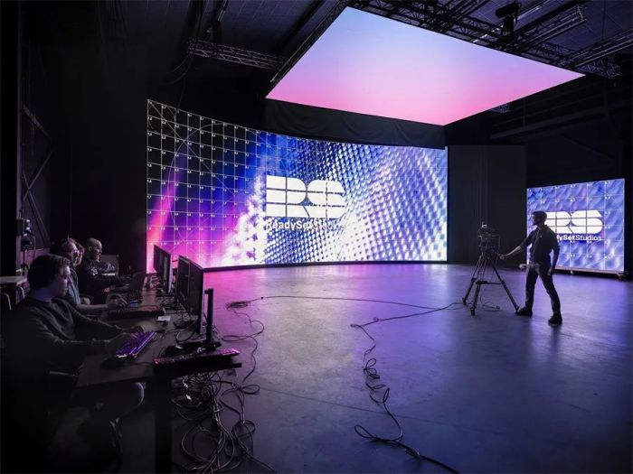泉州ReadySet Studios | 雷迪奧為荷蘭虛擬拍攝打造全新舞臺(tái)